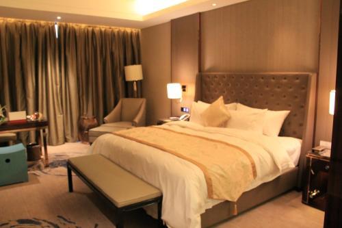 Hotel Howard Johnson Tianyu Plaza Yingtan