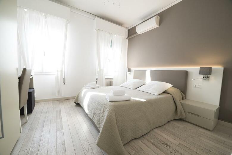Residencia Al Portico Guest House