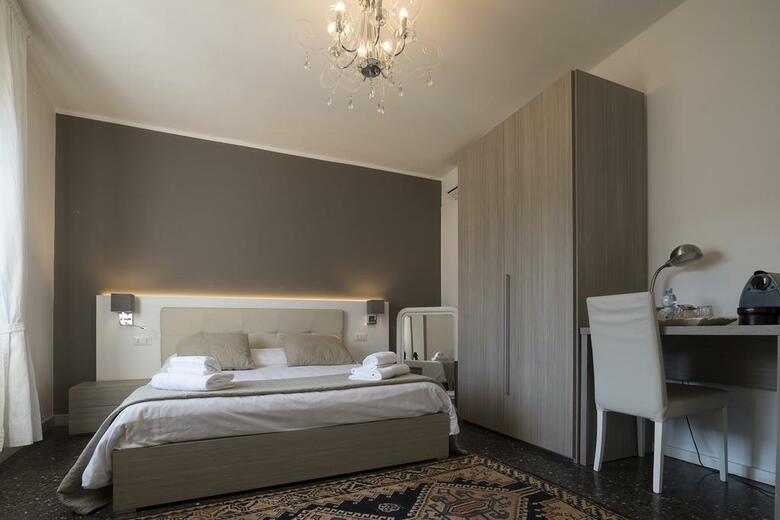 Residencia Al Portico Guest House