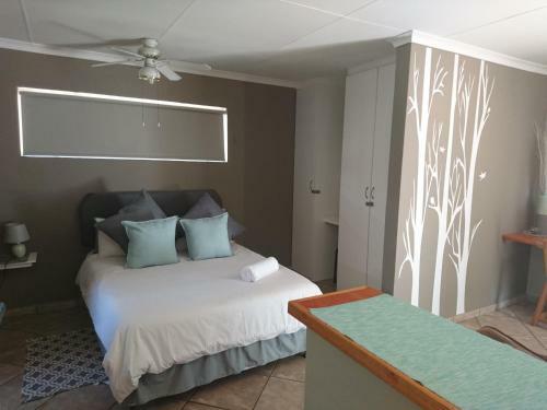Hostal Razel Lodge