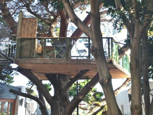 Hostal Oceangolf Guest House