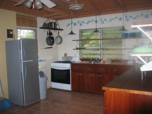Hostal High Tide Guest House