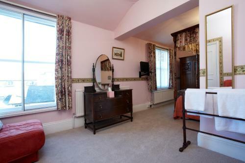 Bed & Breakfast Fourposter Lodge