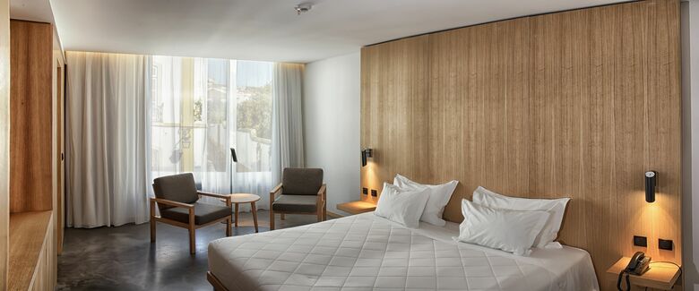 �vora Olive Hotel