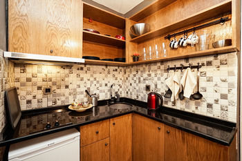 Hotel Cube Suites