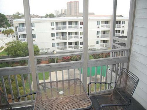 Apartamento Pelican's Landing 327 Condo