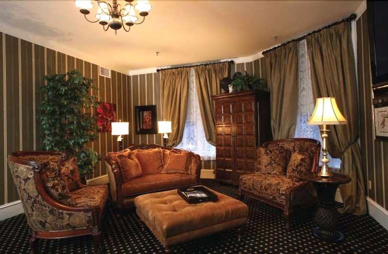 Hotel The Martha Washington Inn And Spa