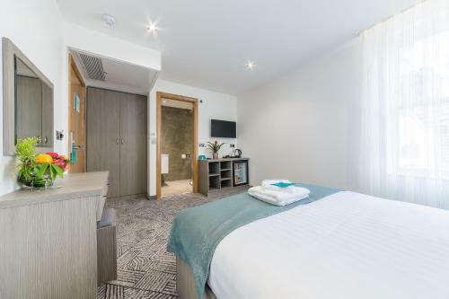 Lion & Key Hotel