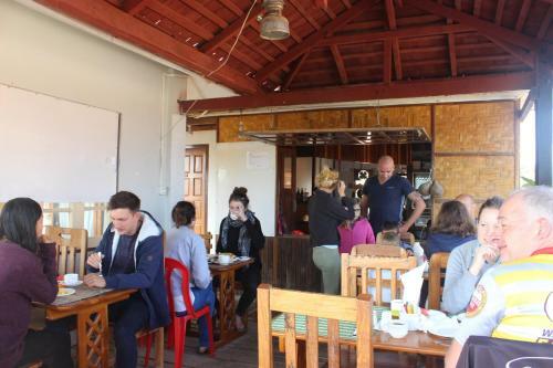Posada Three Seasons Inn & Spa