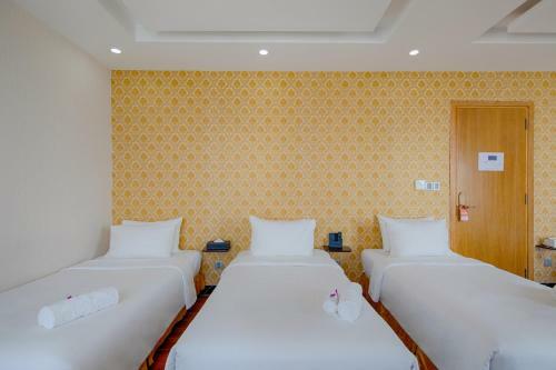 Queen's Finger Hotel