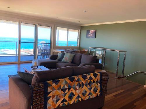 49 Hillside Crescent
