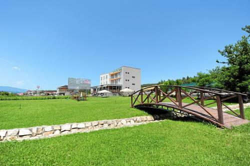 Vu-dent Apartments