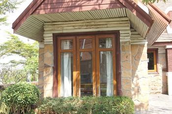 Hotel Khao Yai Country Hill Resort