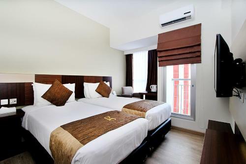 Hotel Gunawangsa Merr, Dhm Associates