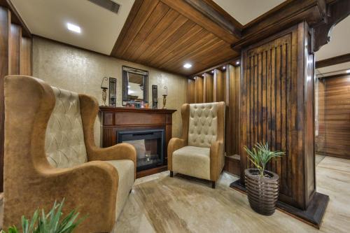 Hotel Clarks Inn Srinagar