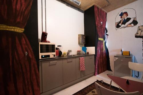 At Yetty's Place Vintage Apartment Hotel