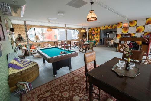 At Yetty's Place Vintage Apartment Hotel