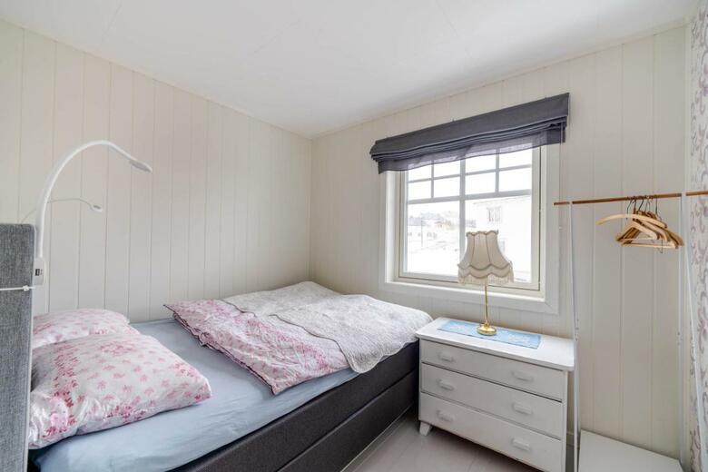 Reine Retro Villa - Cozy With A Fantastic View