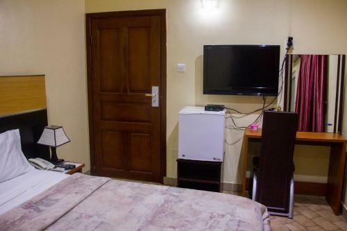 Hotel Deen Apartment Services