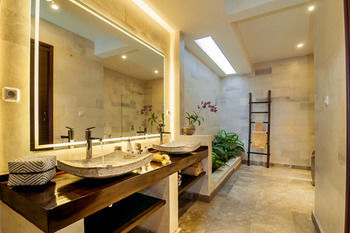 Bed & Breakfast Karmagali Suites