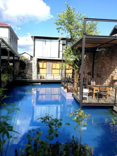 Hotel Tian's Resort