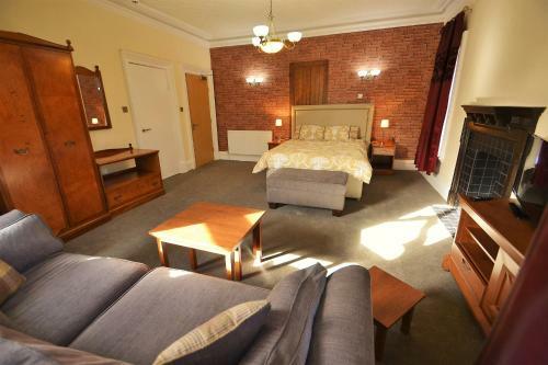 Hotel Rampant Lion