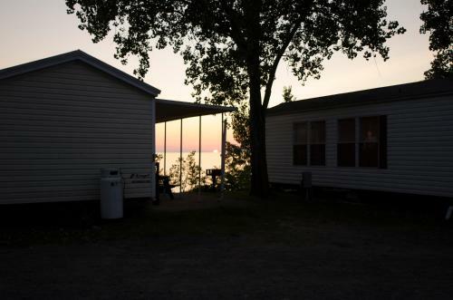 Brennan Beach Lakeview Park Model 9