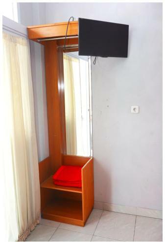 Bed & Breakfast Budi House & Food Station