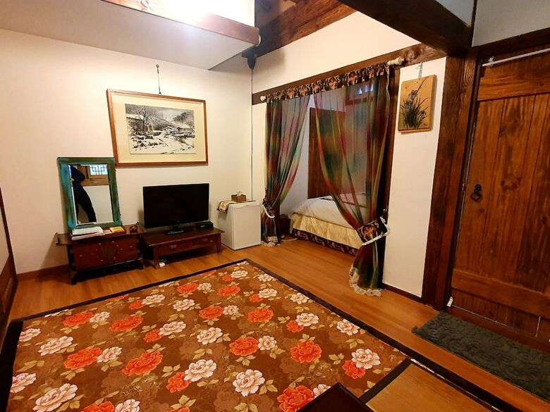 Hostal Gyodong-salrae