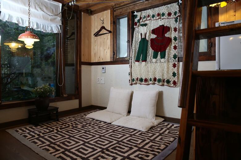 Hostal Gyodong-salrae