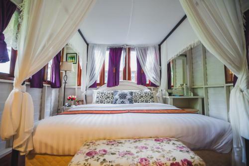 Hotel Ruan Rong Rong Resort & Spa