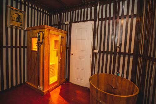 Hotel Ruan Rong Rong Resort & Spa