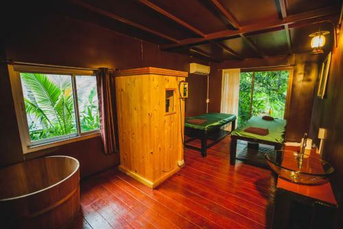 Hotel Ruan Rong Rong Resort & Spa