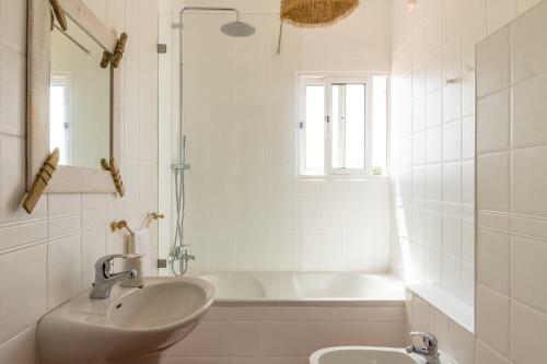 Hostal Utopia Guest House