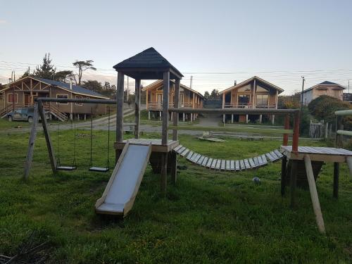 Caba�as Del Lago Huillinco