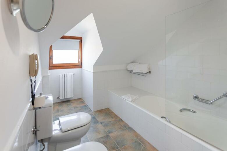 Dwo Rioja Wine Hotel