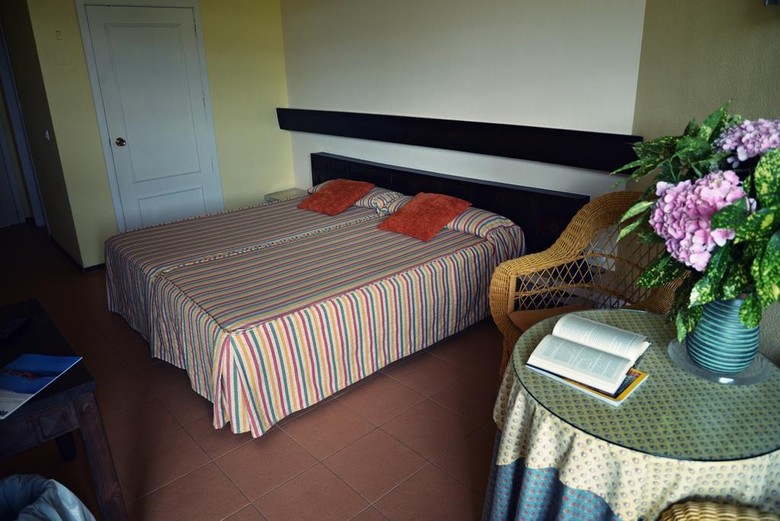 Hotel Bazt�n