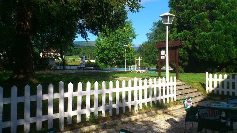 Hotel Bazt�n