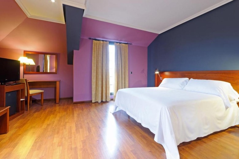 Hotel Segovia Sierra De Guadarrama