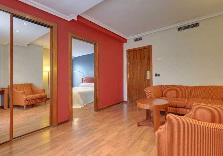 Hotel Segovia Sierra De Guadarrama