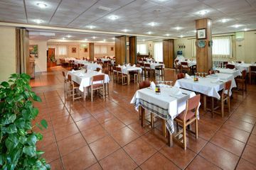 Hotel Mora
