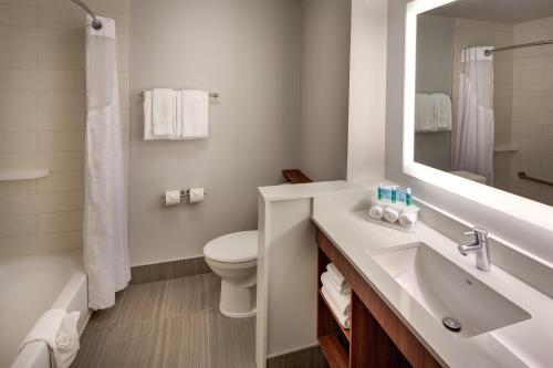 Hotel Holiday Inn Express & Suites Terrace