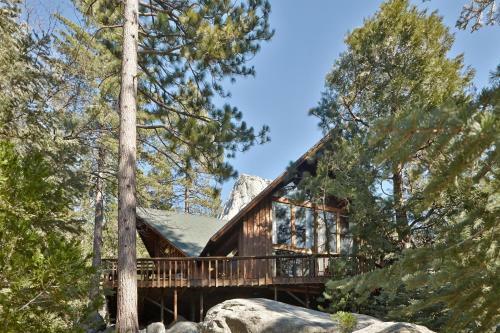 Villa Lily Rock
