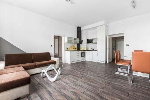 Apartsee H�lkova
