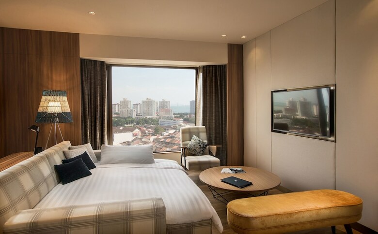Traders Hotel, Penang