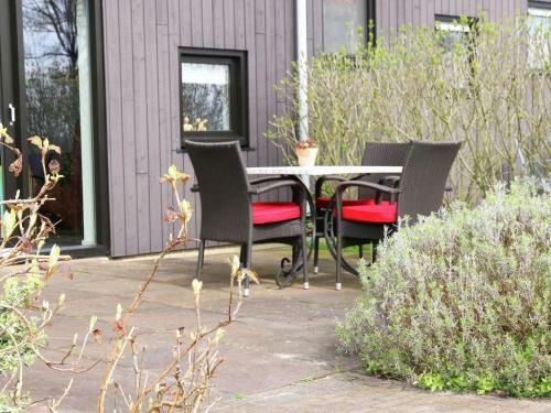 Pleasant Holiday Home In Langweer With Infrared Sauna