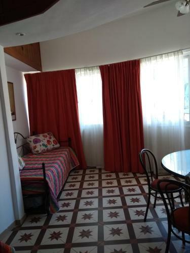 Apartamento Av. Corrientes Y Esmeralda - Teatros - Bsas