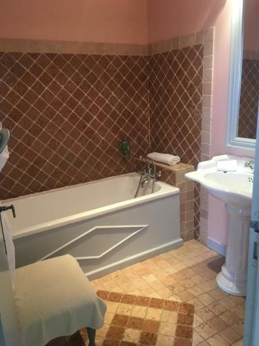 Hotel Ch�teau De Rochegude - Relais & Ch�teaux