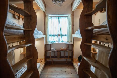 Hostal Katsuo Guest House