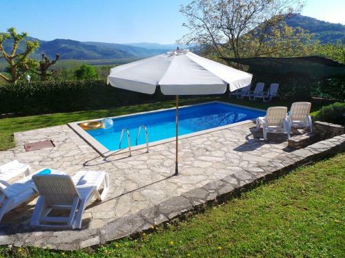 Four-bedroom House In Motovun I